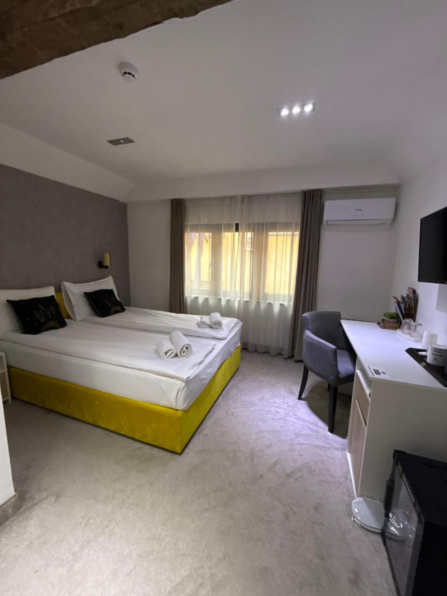 Deluxe Nortel Hotel Σαράγεβο Εξωτερικό φωτογραφία
